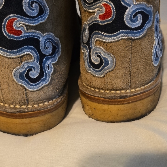 Gucci Brown Chukka Boots with Suede Finish main image 8